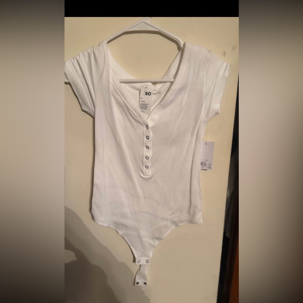 NWT SO Women's White Buttoned Ribbed Bodysuit